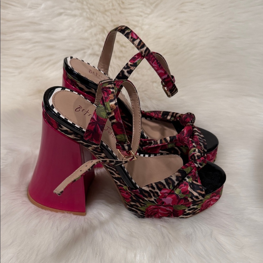 Betsey Johnson Red and Black Floral Platforms - Picture 2 of 3